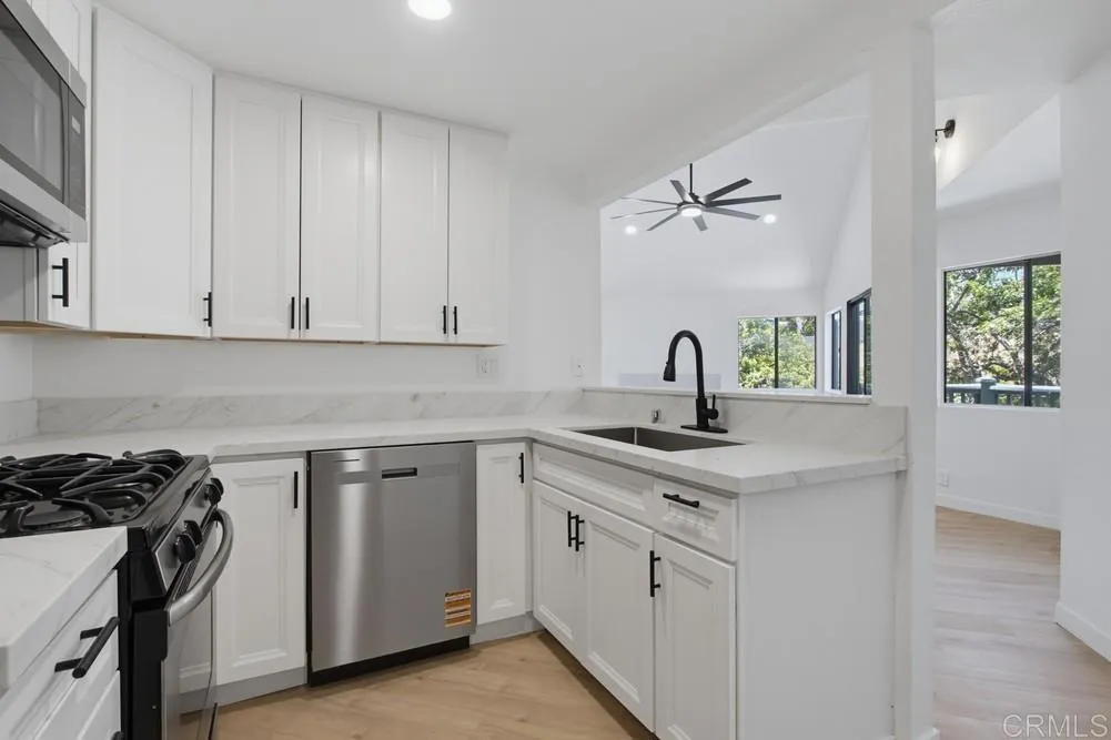 https://cdn.realtyfeed.com/cdn/127/306787386/9ab5dd434aa012a3a237884a0fa1316b.webp