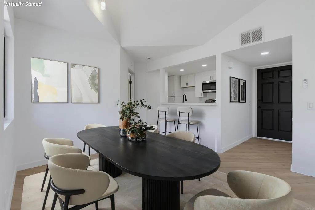 https://cdn.realtyfeed.com/cdn/127/306787386/aba8a42a0bdffa5140f62f929e3e3cd1.webp