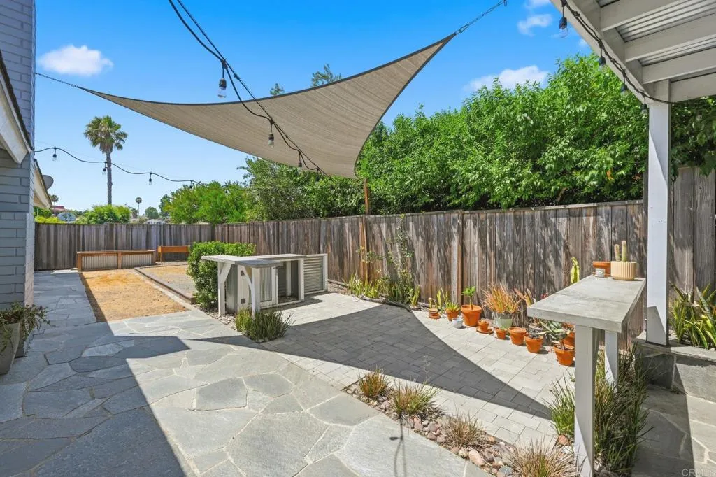 https://cdn.realtyfeed.com/cdn/127/306787387/1bab09a67e90f4c5b15d09e96ab55da4.webp