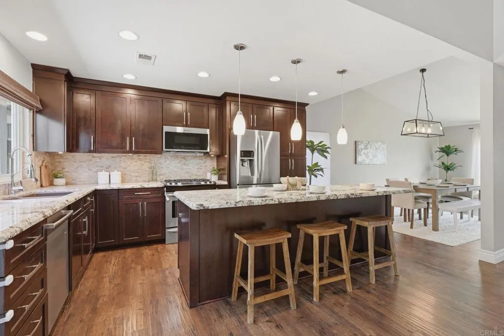 https://cdn.realtyfeed.com/cdn/127/306787387/3ce1c146da26f9dc8100c391dc54286a.webp