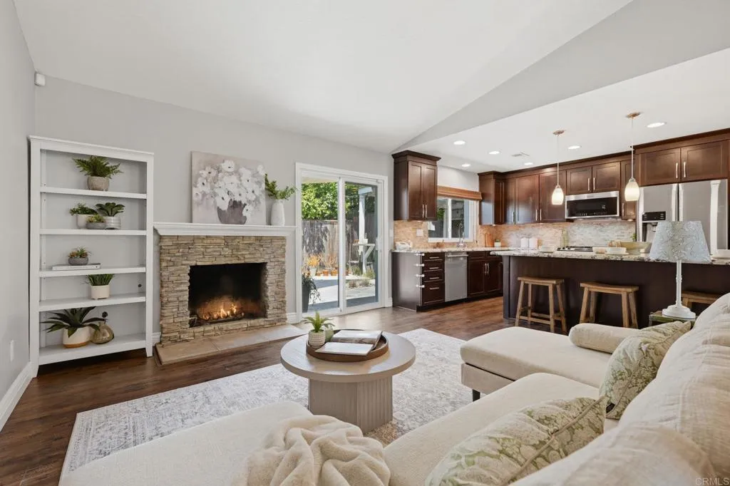 https://cdn.realtyfeed.com/cdn/127/306787387/e6c00e3dd4fe7cd2f33e41b5262d21b4.webp