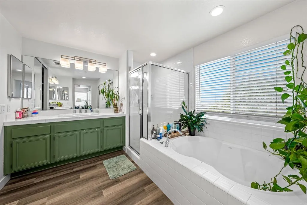 https://cdn.realtyfeed.com/cdn/127/306787395/888e108376b01770d03314d81477849e.webp