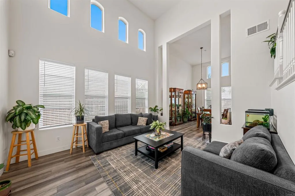 https://cdn.realtyfeed.com/cdn/127/306787395/ea2c049669bc7e286a8f1d34e543e21b.webp