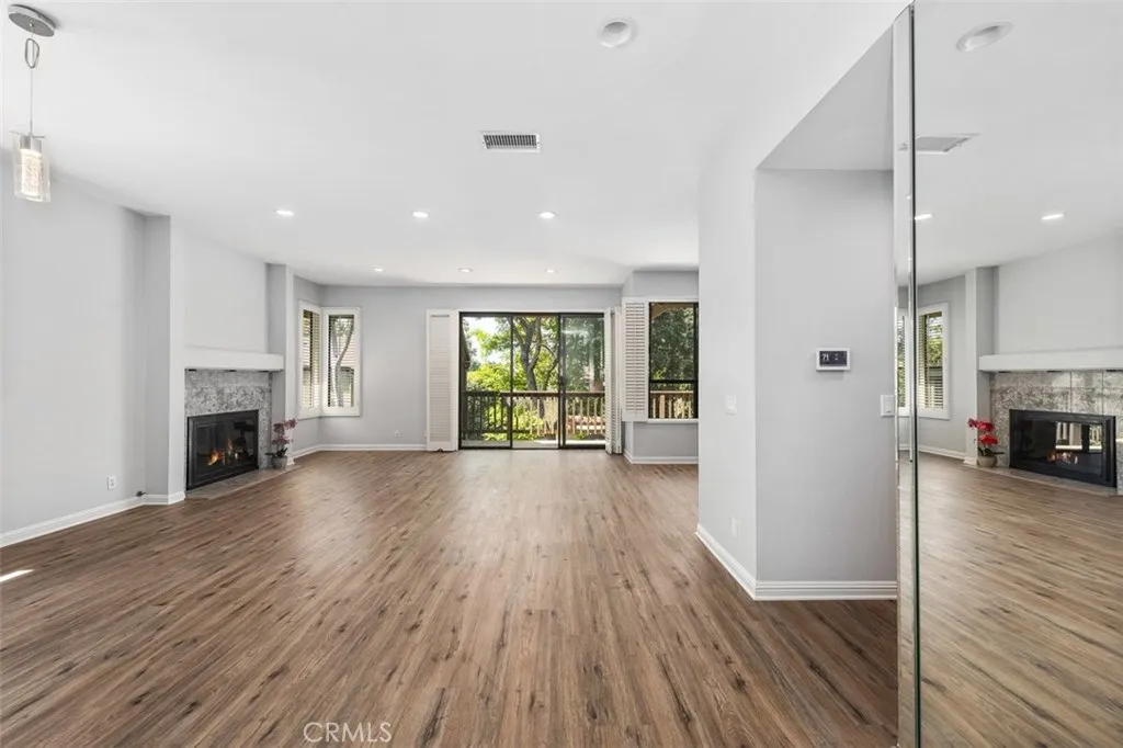 Irvine, CA 92603