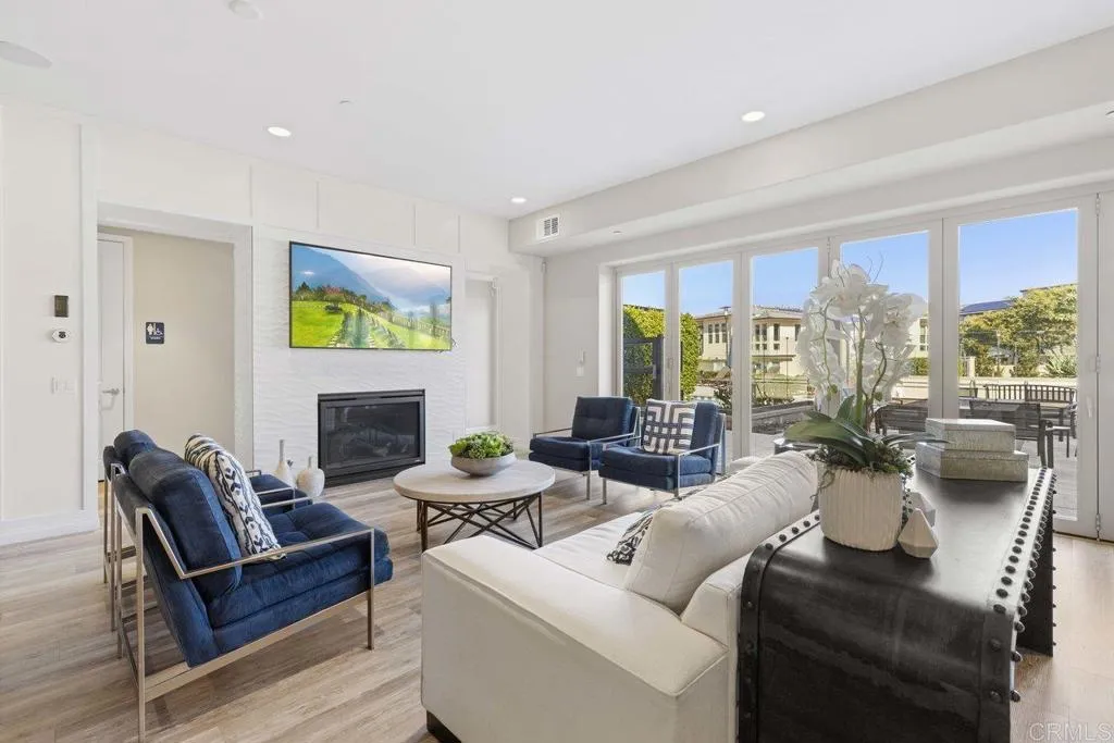 https://cdn.realtyfeed.com/cdn/127/306787474/b197b267bd7e82496797fb1170251259.webp