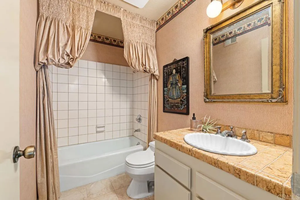 https://cdn.realtyfeed.com/cdn/127/306787506/5fa381bef1cd0762fbef33ef676fc88c.webp