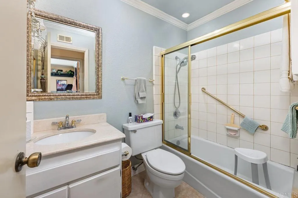 https://cdn.realtyfeed.com/cdn/127/306787506/626a2d7bb592851c4b8a514cdcd3d1f9.webp