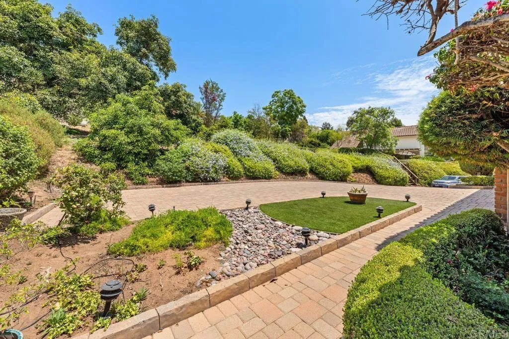 https://cdn.realtyfeed.com/cdn/127/306787506/c5302bc6f2f599eb06fa0da9e17560bd.webp