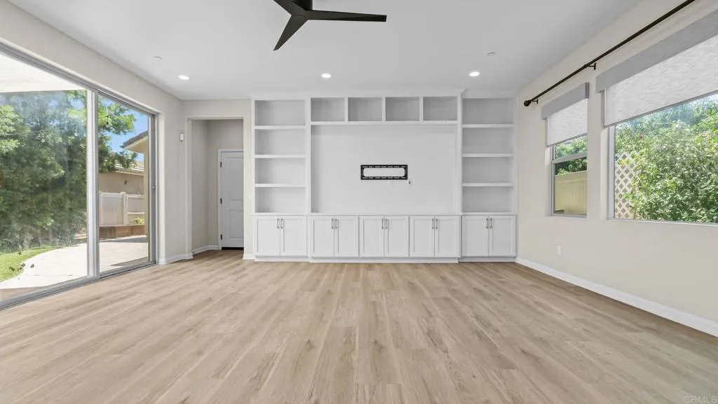 https://cdn.realtyfeed.com/cdn/127/306787518/1ff6f1dbad3e5e02b6718f9b09fa8f53.webp