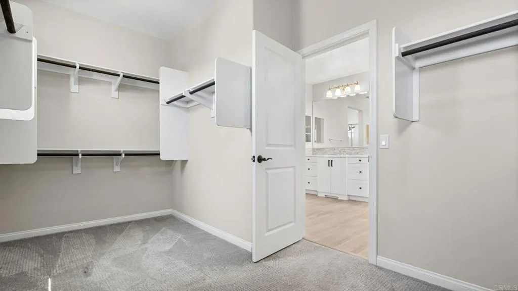 https://cdn.realtyfeed.com/cdn/127/306787518/43ef0b42af790a45870f816ccb66424c.webp