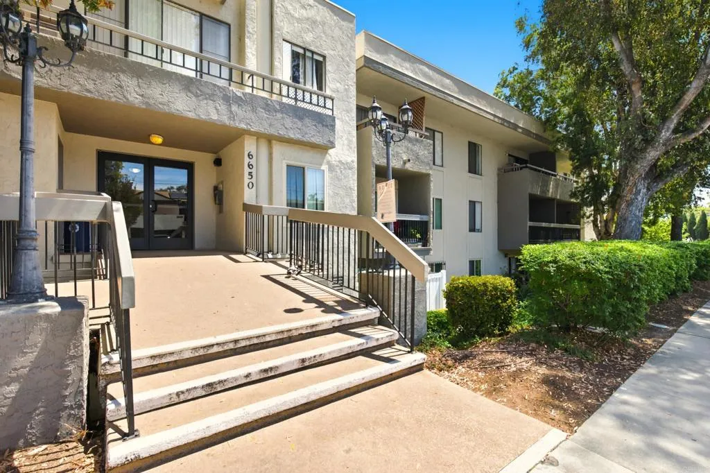 https://cdn.realtyfeed.com/cdn/127/306787539/a7e29fc806ff92019bec0f76d471aa23.webp
