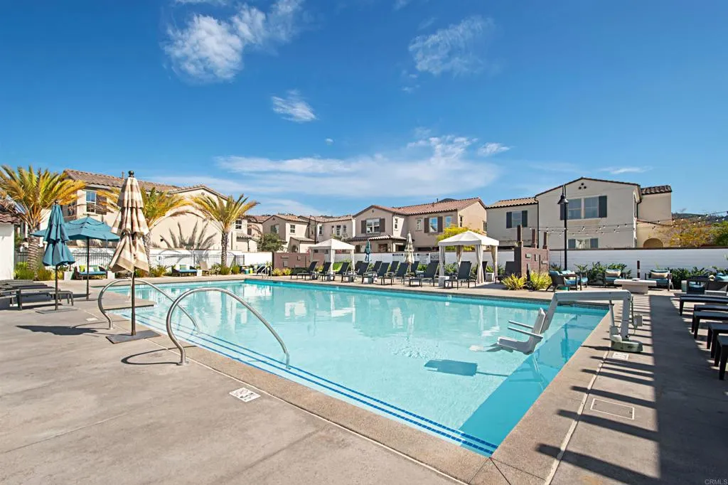 https://cdn.realtyfeed.com/cdn/127/306787551/91bd6762465a7d32cbcda1036a09f288.webp