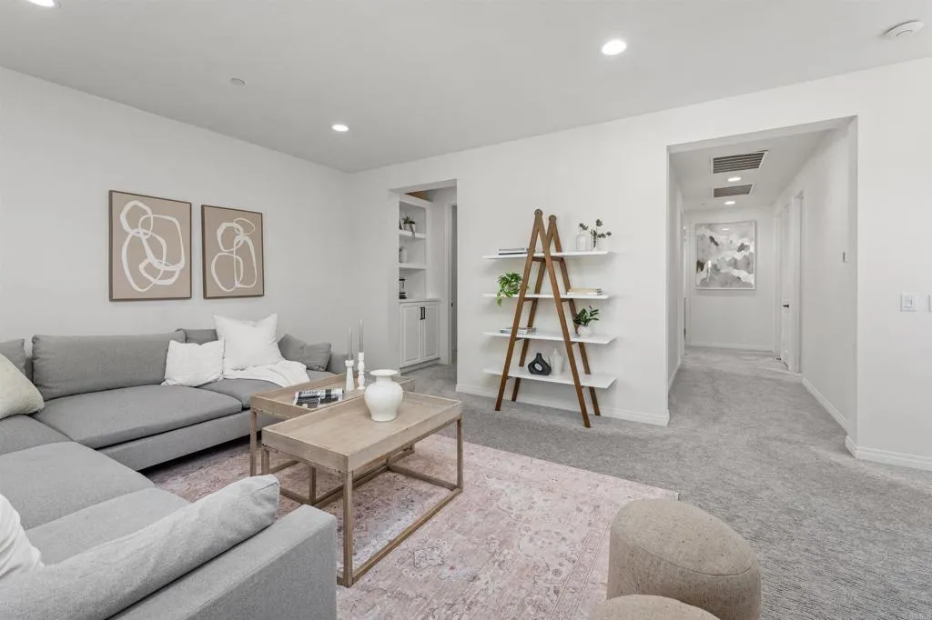 https://cdn.realtyfeed.com/cdn/127/306787551/a4c3215a4d8c7e0a99778acdc494ec7f.webp