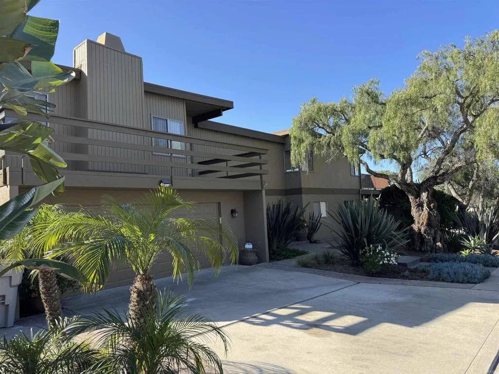 2511 El Amigo Rd, Del Mar, CA 92014 - Main photo, Del Mar, CA