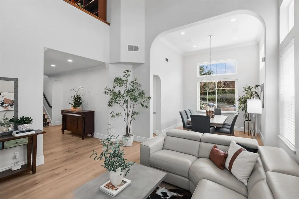 https://cdn.realtyfeed.com/cdn/127/306787591/3181bf2380bde015a7de7a938113d128.webp