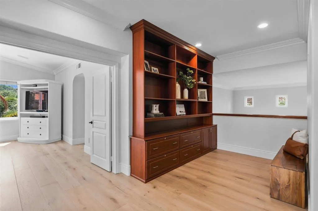 https://cdn.realtyfeed.com/cdn/127/306787591/529ea9313fd7db1961df77e2d5e626c9.webp
