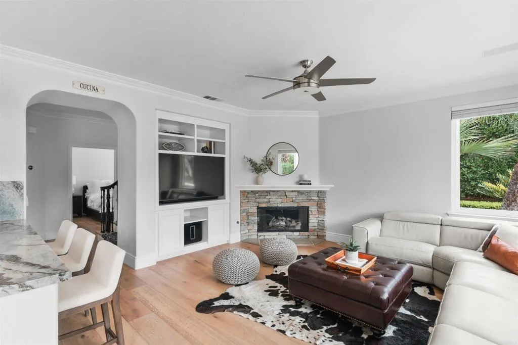 https://cdn.realtyfeed.com/cdn/127/306787591/550c0d69f29806fd120c94a26288b90e.webp