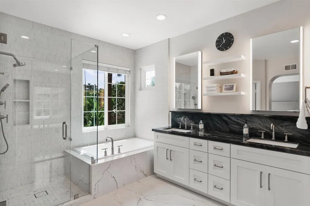 https://cdn.realtyfeed.com/cdn/127/306787591/5f7a94908c8fb9582e29013d56d221f9.webp