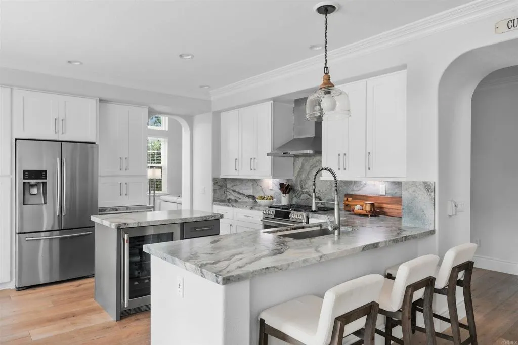 https://cdn.realtyfeed.com/cdn/127/306787591/78d723128b870bf0a20da3e90cbde833.webp