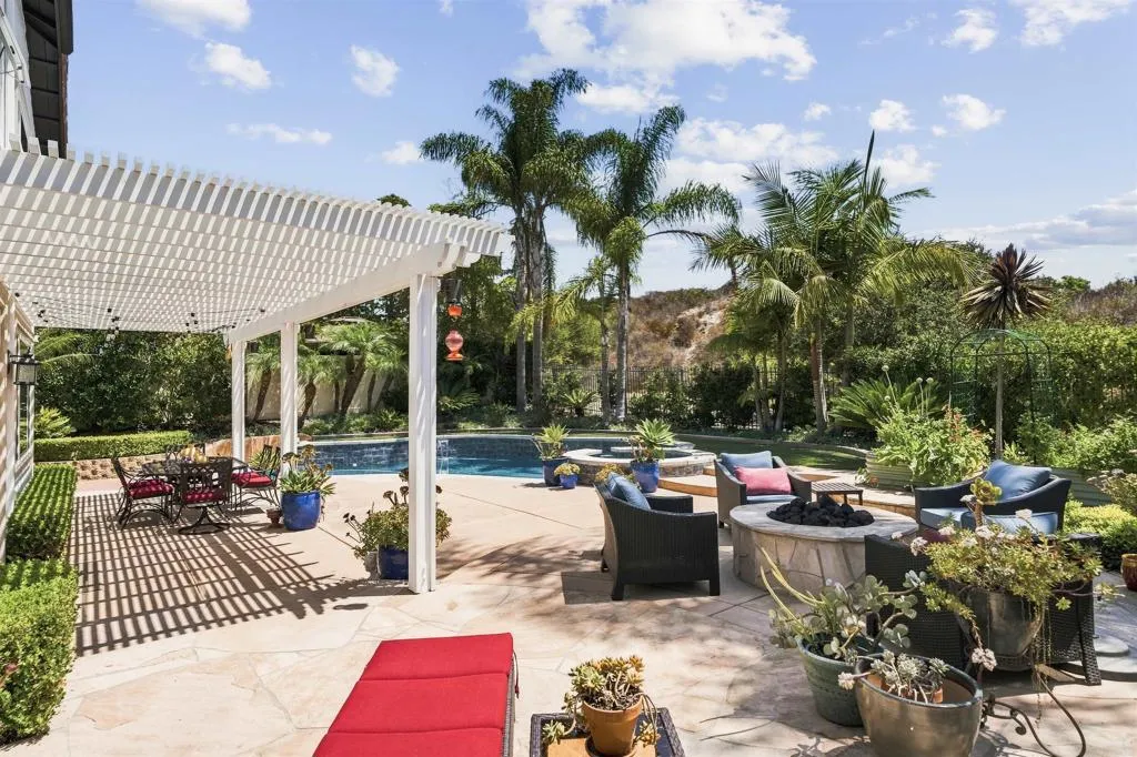 https://cdn.realtyfeed.com/cdn/127/306787591/78fc024998a52195a2a9f83af1320a28.webp