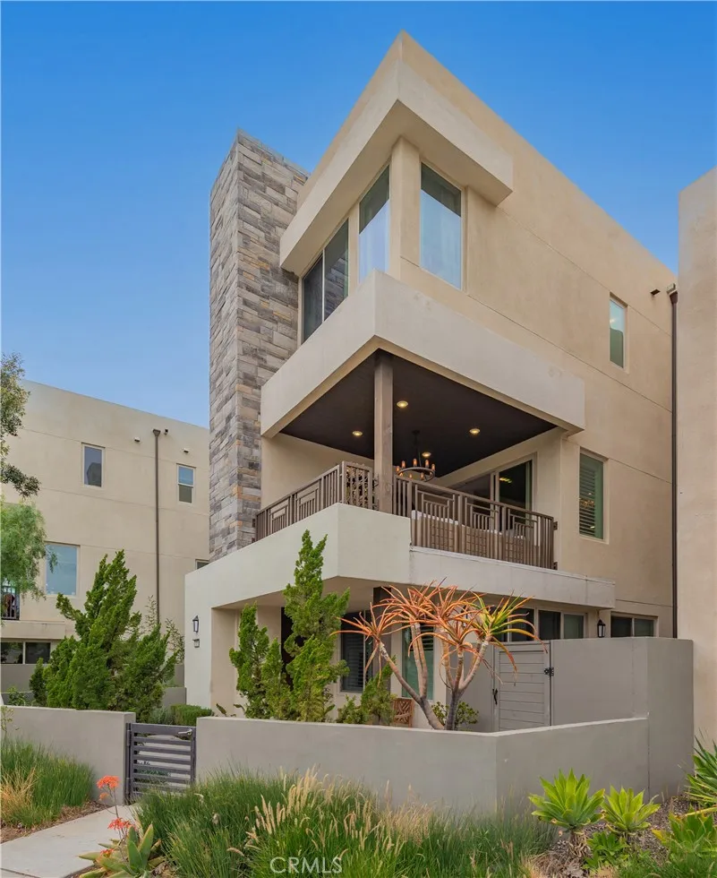 Irvine, CA 92618