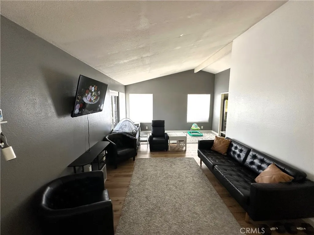 https://cdn.realtyfeed.com/cdn/127/306787707/9db3db20b44fa450989f4e2ec52c3d18.webp