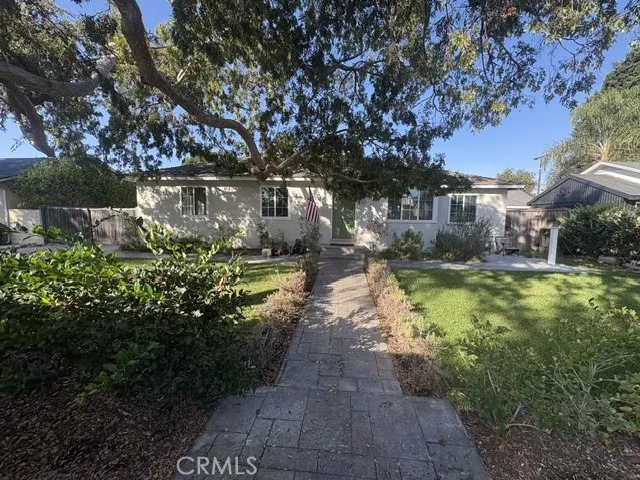 Costa Mesa, CA 92627