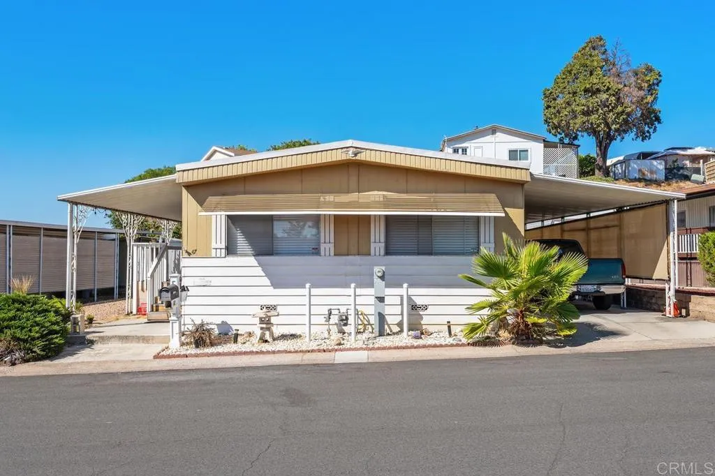 https://cdn.realtyfeed.com/cdn/127/306787815/c2f438f3855572925e510b6698c79daa.webp