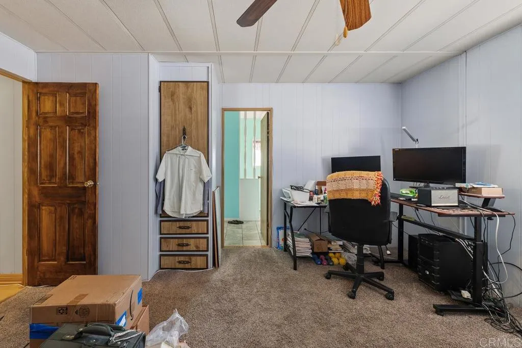 https://cdn.realtyfeed.com/cdn/127/306787815/c6f5c0a91f924d9058a5cdc496475459.webp
