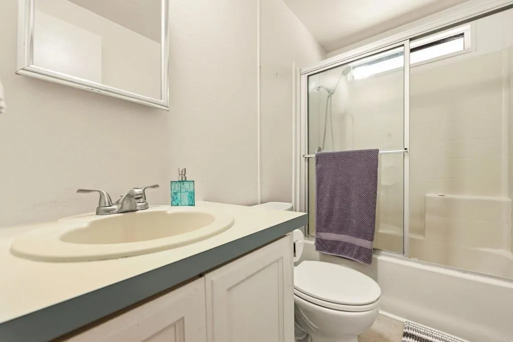 https://cdn.realtyfeed.com/cdn/127/306787816/e99838881859c3f6f135810423f9f138.webp