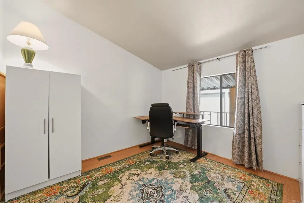 https://cdn.realtyfeed.com/cdn/127/306787816/ef8abd9d9deff5b13325ca20f50ed708.webp