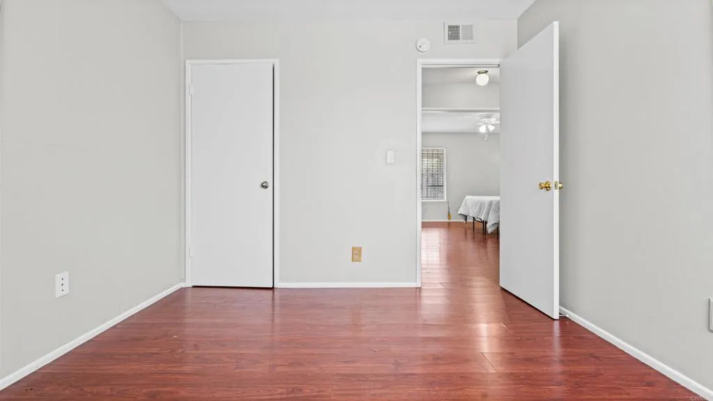 https://cdn.realtyfeed.com/cdn/127/306787830/614d4e348f1e19ff2d5b18940a51de69.webp