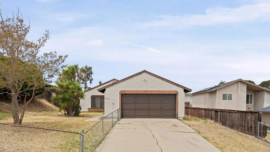 https://cdn.realtyfeed.com/cdn/127/306787830/ad31d0ddb8d838ac0033a31139d07a92.webp
