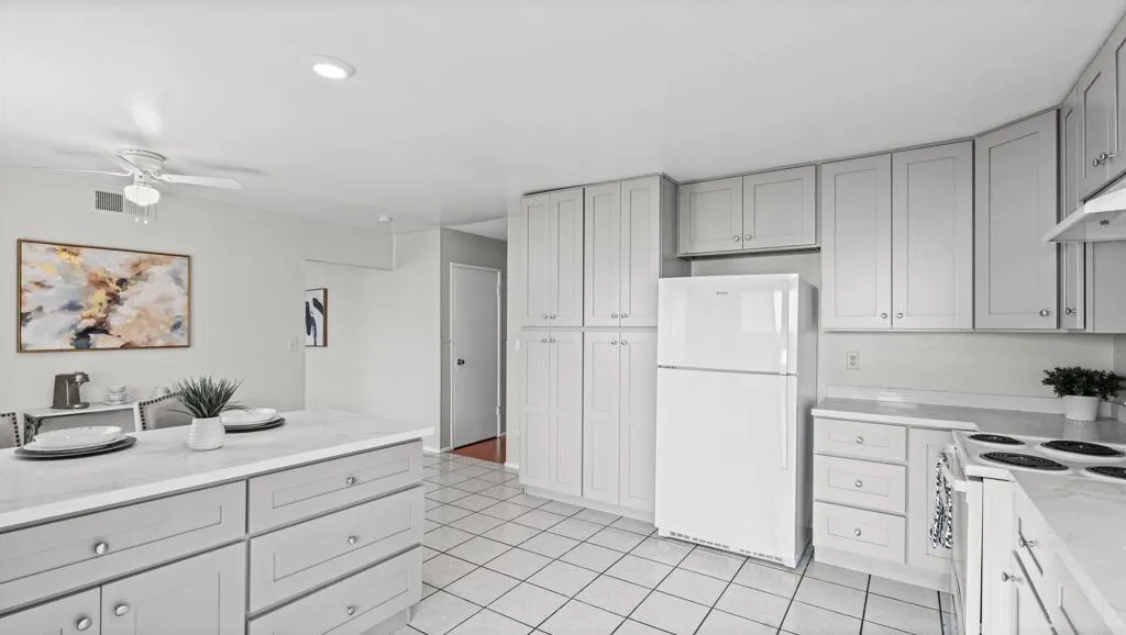 https://cdn.realtyfeed.com/cdn/127/306787830/caa630e98e6c82e63a80f81f6dd6b733.webp