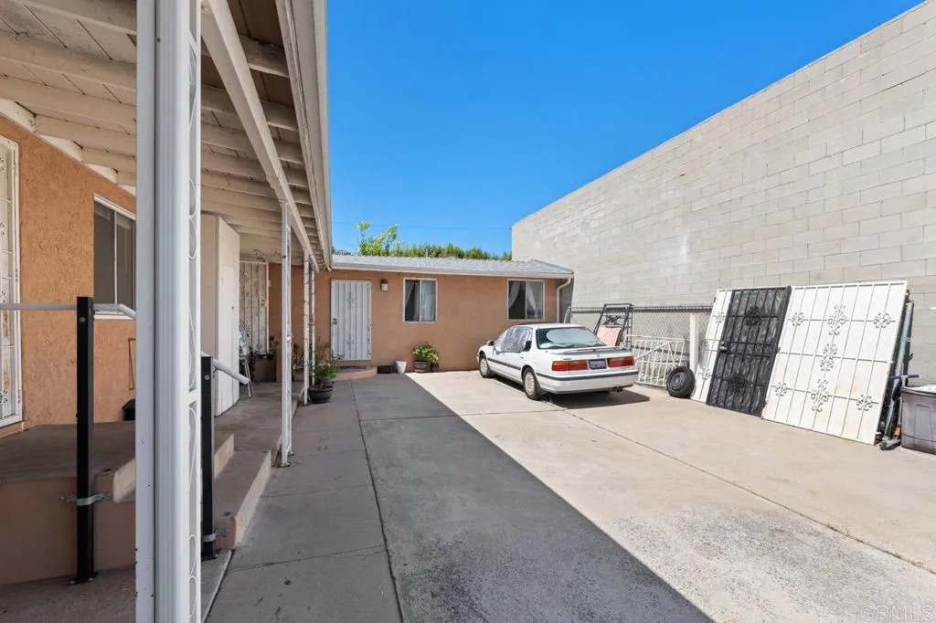 https://cdn.realtyfeed.com/cdn/127/306787833/a883b7f6ef5429550a2d3d914de3a0b9.webp