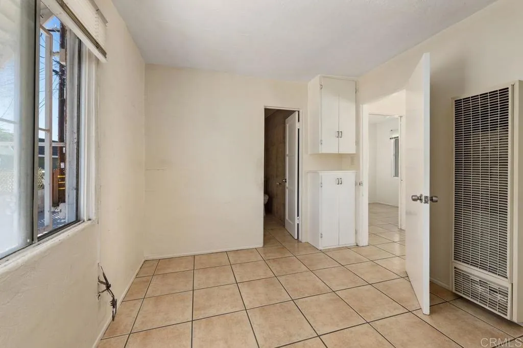 https://cdn.realtyfeed.com/cdn/127/306787833/f436c1da9dbf7c6e6f8af96ea4103e93.webp