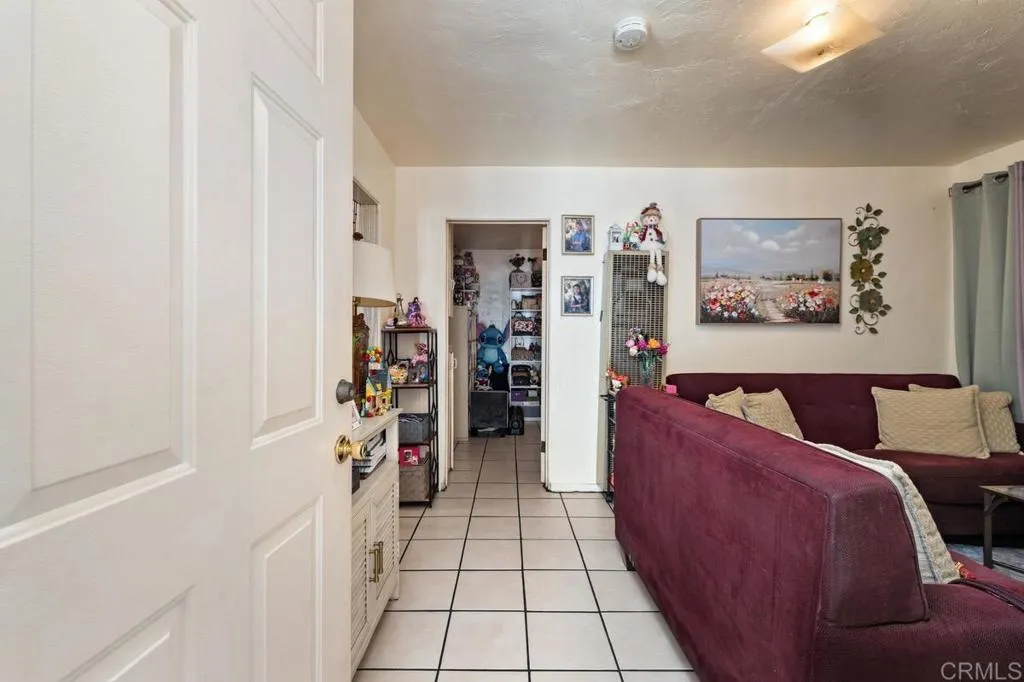 https://cdn.realtyfeed.com/cdn/127/306787833/fdfd3bc90d630207e515cb348e76a7c6.webp