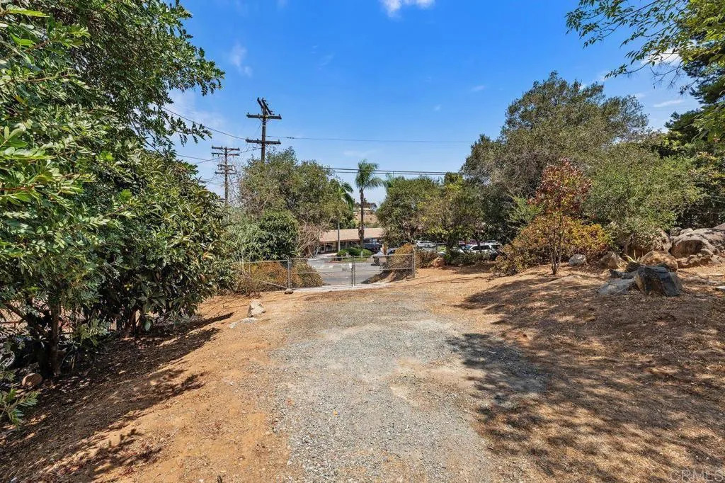 https://cdn.realtyfeed.com/cdn/127/306787861/61666e6f25e93b97b8ba8ff34e64fbeb.webp