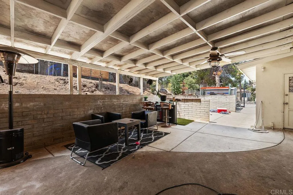 https://cdn.realtyfeed.com/cdn/127/306787861/6c69fa2b015c9506fbd81830051b6997.webp