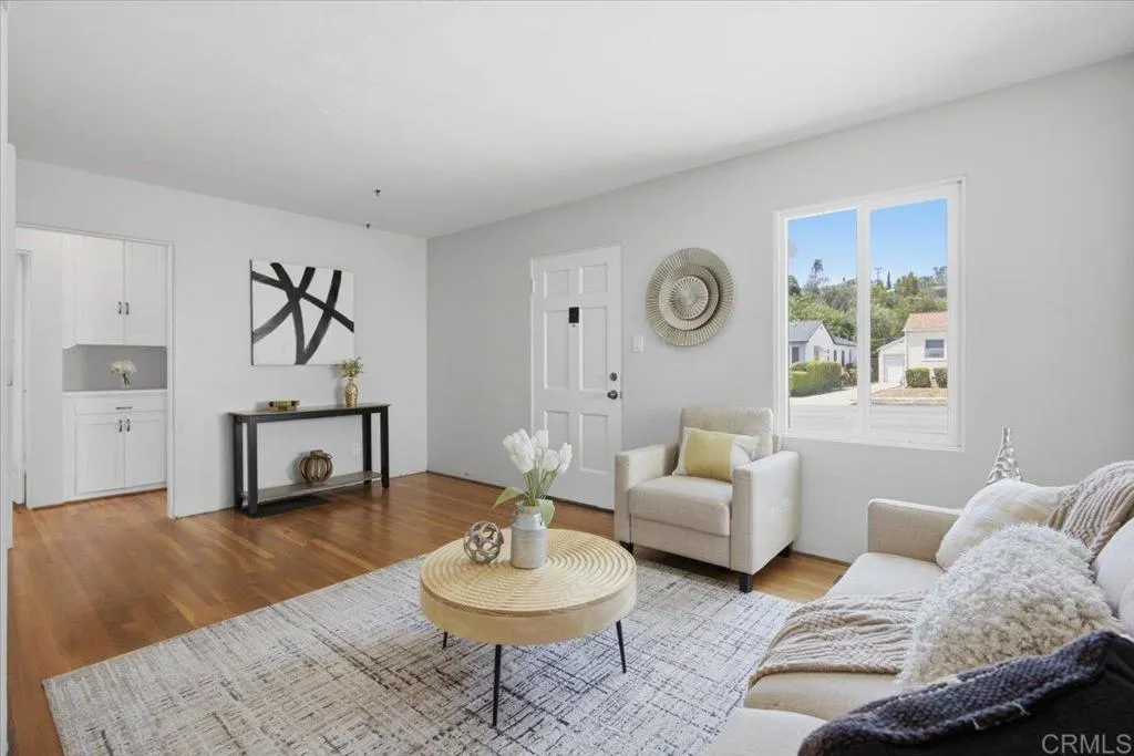 https://cdn.realtyfeed.com/cdn/127/306787920/3cf48a4535322505c02bcfe7a211d0a3.webp