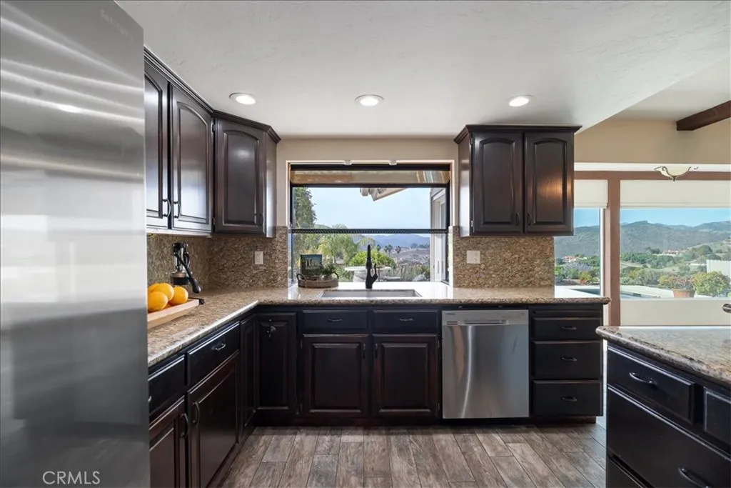 https://cdn.realtyfeed.com/cdn/127/306787978/25df3389bbc41aa88dcca63b6a858564.webp