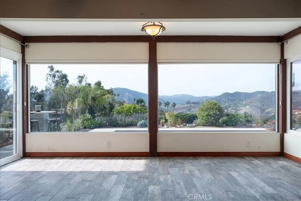 https://cdn.realtyfeed.com/cdn/127/306787978/2adf27bdc22bd9f5131d4aad50d1741a.webp