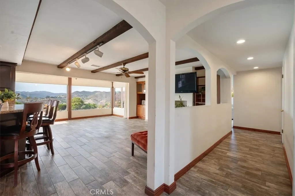 https://cdn.realtyfeed.com/cdn/127/306787978/b921452ea10f9cd074e549491a272604.webp
