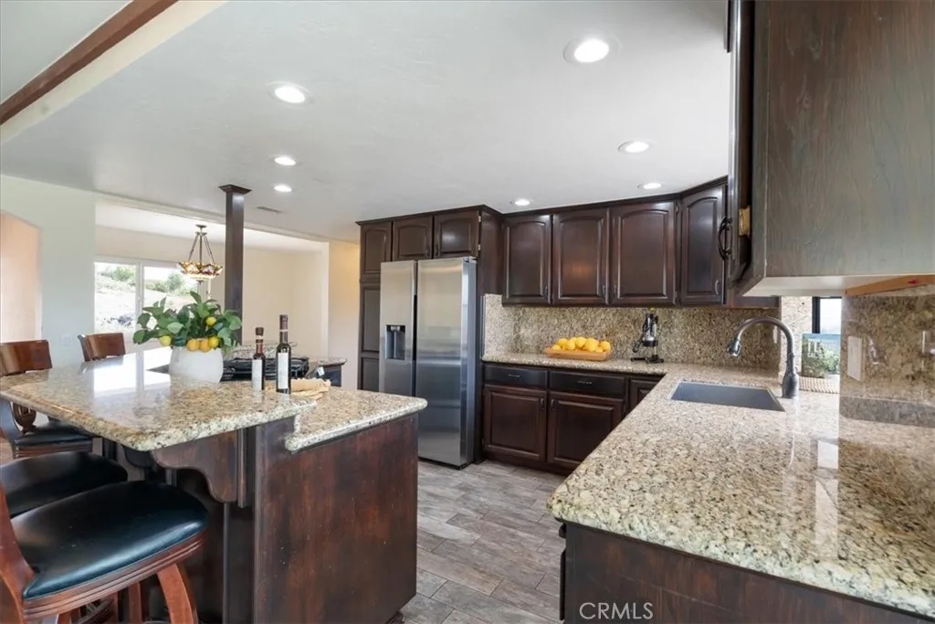 https://cdn.realtyfeed.com/cdn/127/306787978/e9bbdb35a7e312a9c2ed55192111cbbb.webp