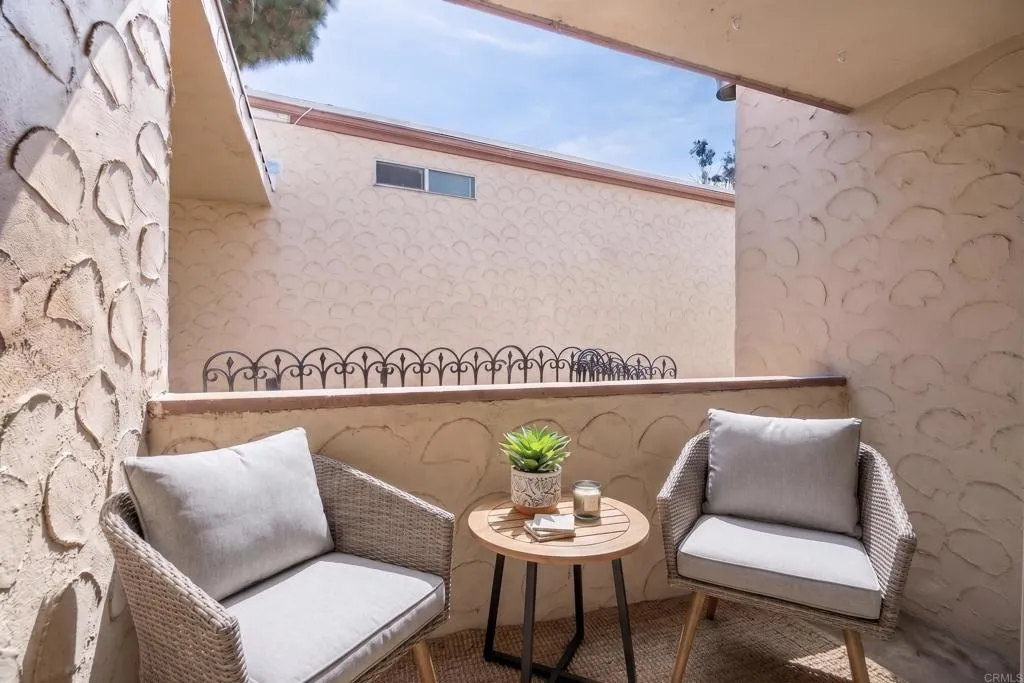 https://cdn.realtyfeed.com/cdn/127/306787988/3aedff26996324c2de3aff16ca3ec3bc.webp