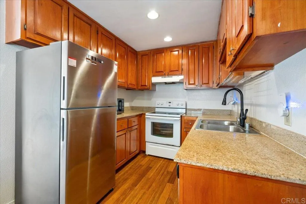 https://cdn.realtyfeed.com/cdn/127/306787988/ca40b3e0180f1923cd15b703b28daf07.webp