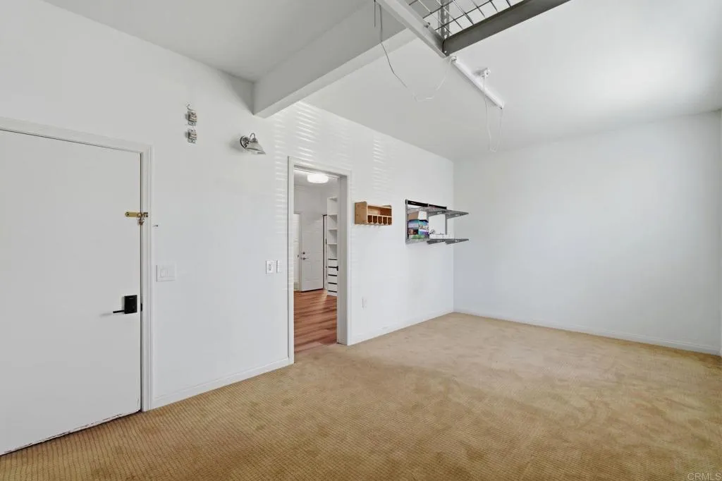 https://cdn.realtyfeed.com/cdn/127/306788035/1684818cbcdcad1469934a78555259bc.webp