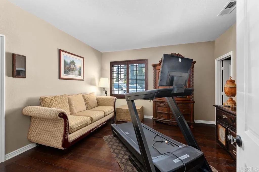 https://cdn.realtyfeed.com/cdn/127/306788045/1f87b6f2b4edbc78731e56b496fff57f.webp