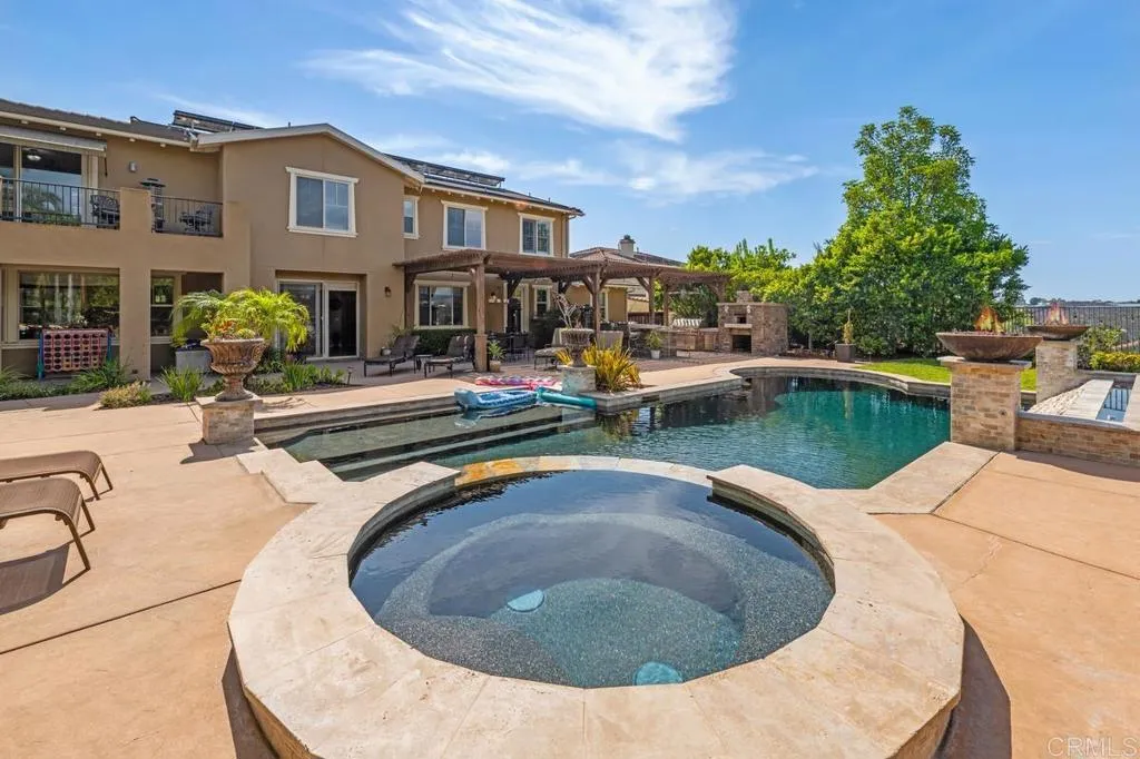 https://cdn.realtyfeed.com/cdn/127/306788045/551f445466734e1e41c5a11274a4478f.webp