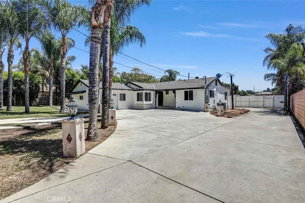 Sylmar, CA 91342